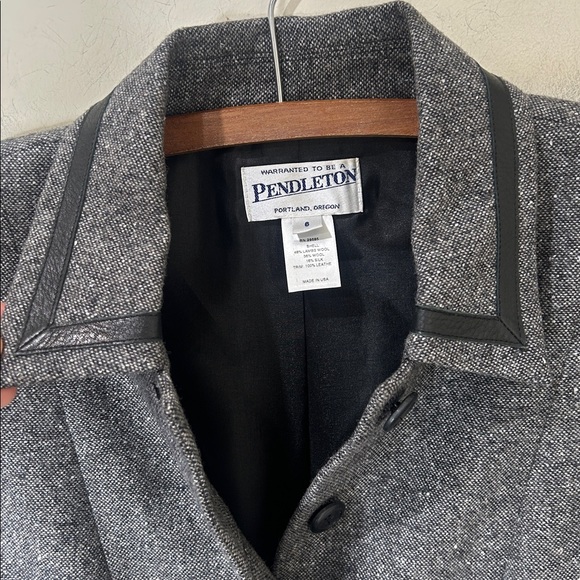PENDLETON Gray Wool Silk Blend Blazer Office Academia Size 6 - Picture 4 of 15